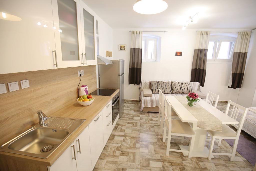 Studio Apartment Laura Zadar Ngoại thất bức ảnh