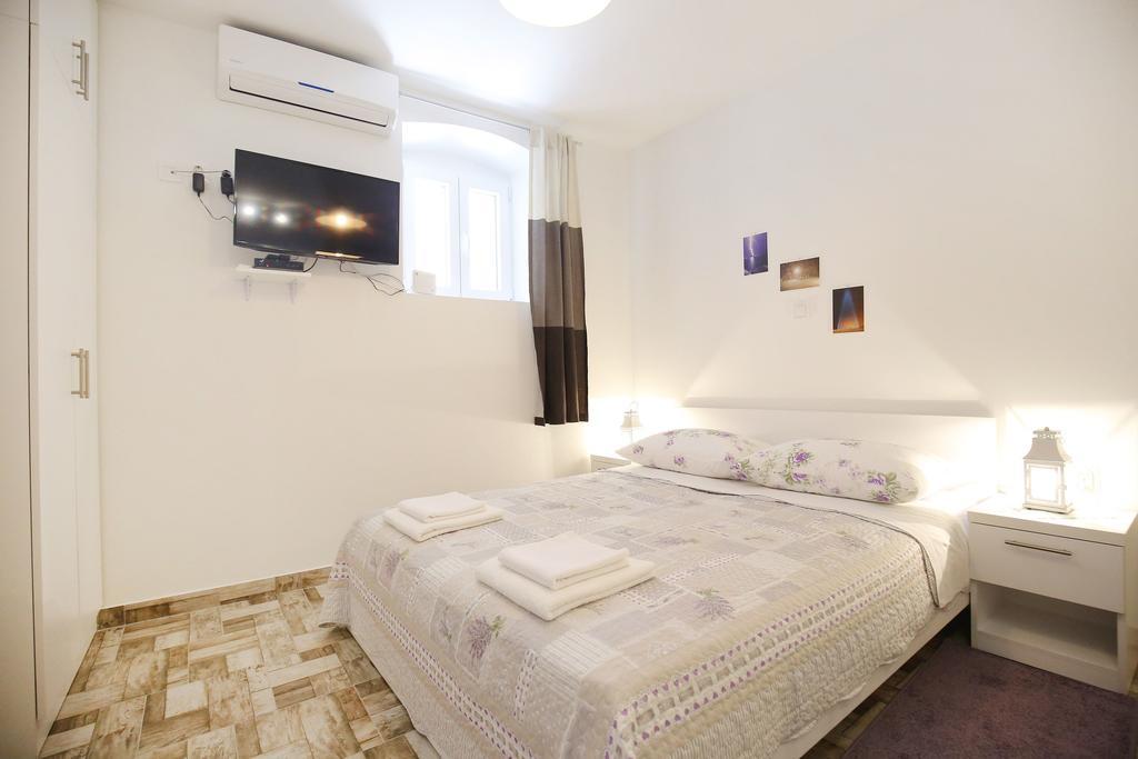 Studio Apartment Laura Zadar Ngoại thất bức ảnh